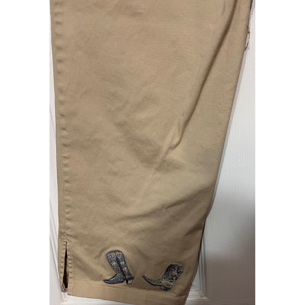 Bit & Bridle Women Tan Cowboy Boot Embroidered Capris Pants Size 12 - Picture 6 of 9
